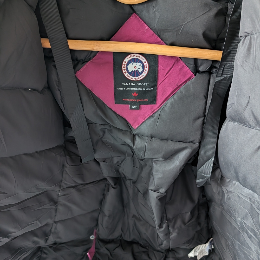 Canada Goose Women's Kensington Parka - Pink - Size Small - Picture 8 of 11